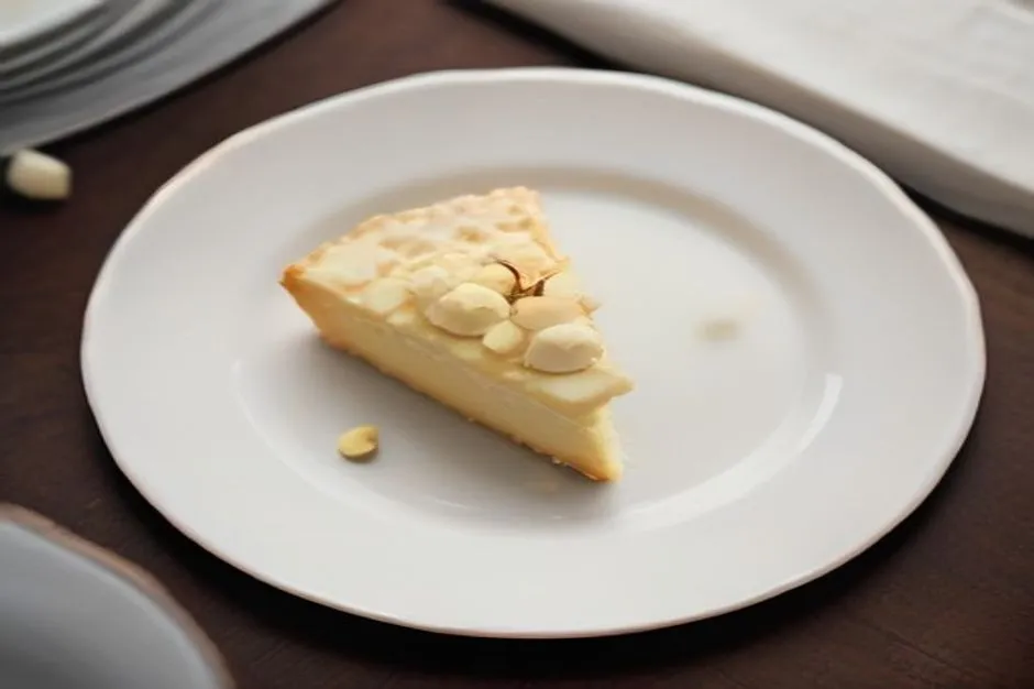 The Ultimate Fluffy White Chocolate Macadamia Pie Recipe