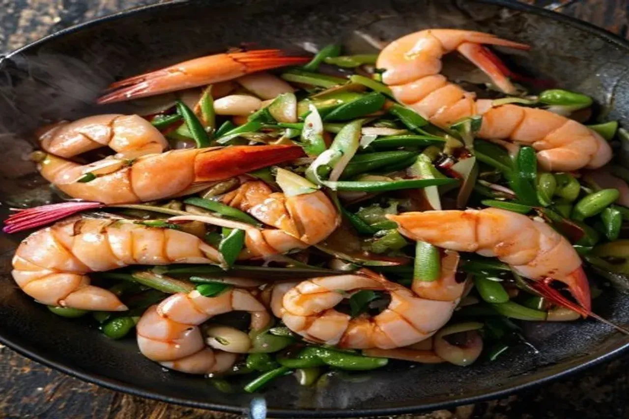 The Ultimate Stir-Fried Shrimp with Snow Peas and Ginger Recipe